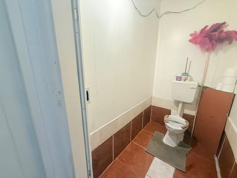 2 Bedroom Property for Sale in Vanderbijlpark Cw 6 Gauteng