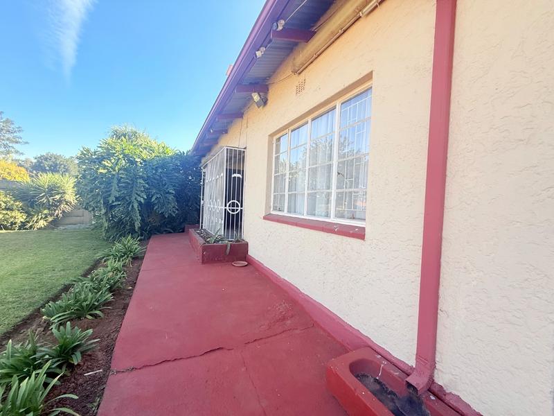 2 Bedroom Property for Sale in Vanderbijlpark Cw 6 Gauteng