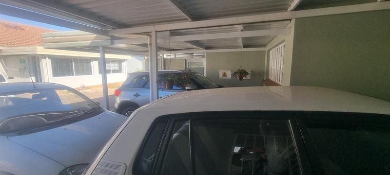 3 Bedroom Property for Sale in Die Hoewes Gauteng