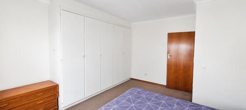 3 Bedroom Property for Sale in Die Hoewes Gauteng