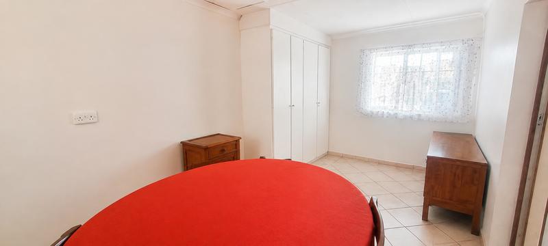 3 Bedroom Property for Sale in Die Hoewes Gauteng