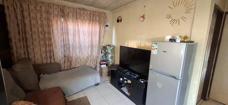2 Bedroom Property for Sale in Tembisa Gauteng