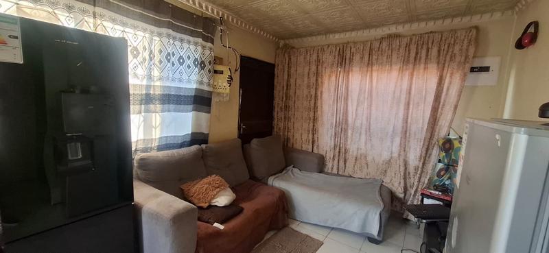 2 Bedroom Property for Sale in Tembisa Gauteng