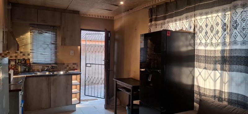 2 Bedroom Property for Sale in Tembisa Gauteng
