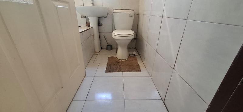 2 Bedroom Property for Sale in Tembisa Gauteng