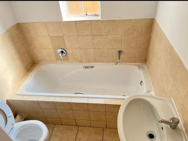 2 Bedroom Property for Sale in Terenure Gauteng