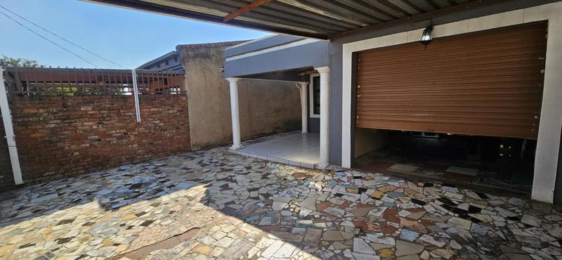3 Bedroom Property for Sale in Atteridgeville Gauteng
