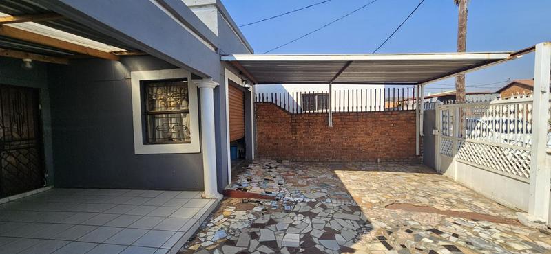 3 Bedroom Property for Sale in Atteridgeville Gauteng
