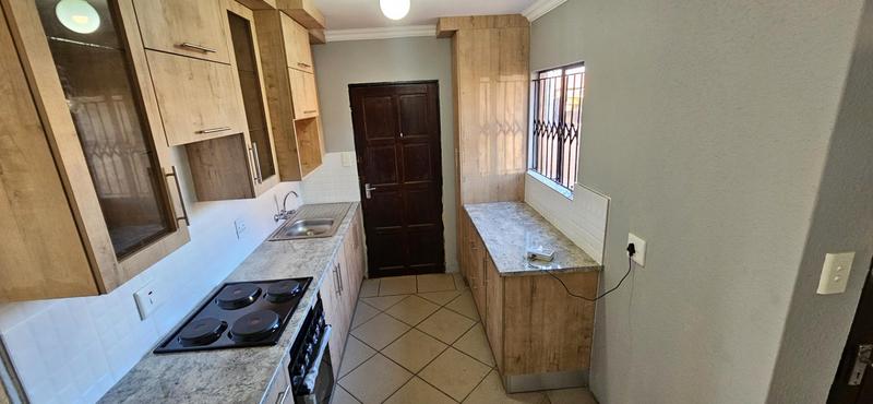 3 Bedroom Property for Sale in Lotus Gardens Gauteng
