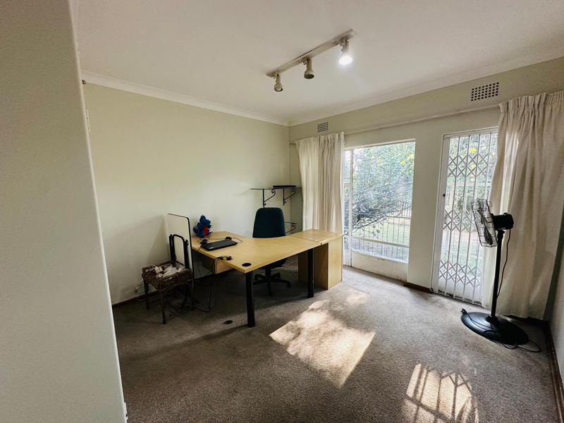 4 Bedroom Property for Sale in Bramley Park Gauteng