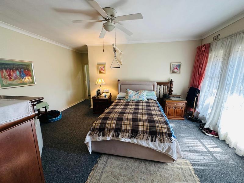 4 Bedroom Property for Sale in Bramley Park Gauteng