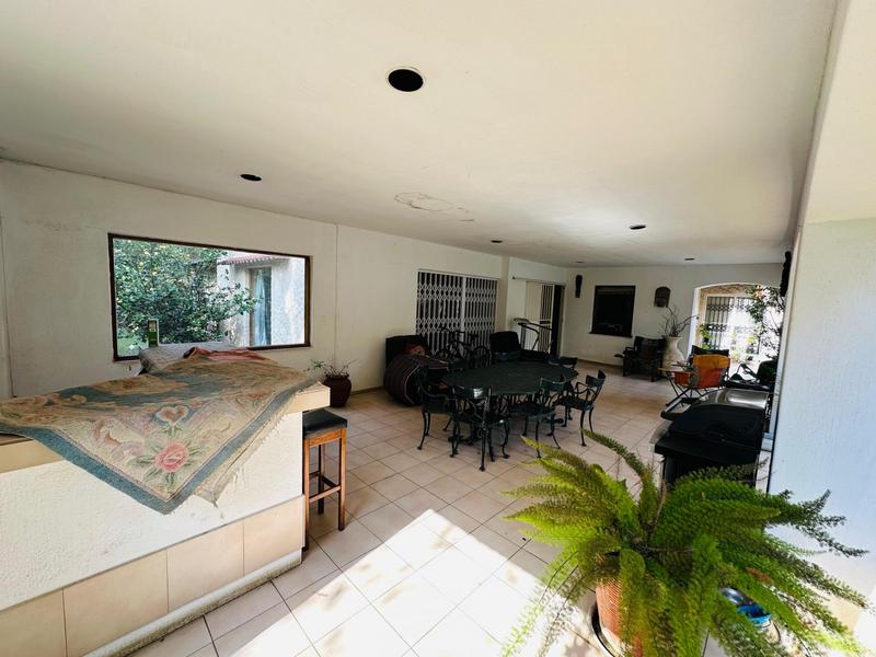 4 Bedroom Property for Sale in Bramley Park Gauteng