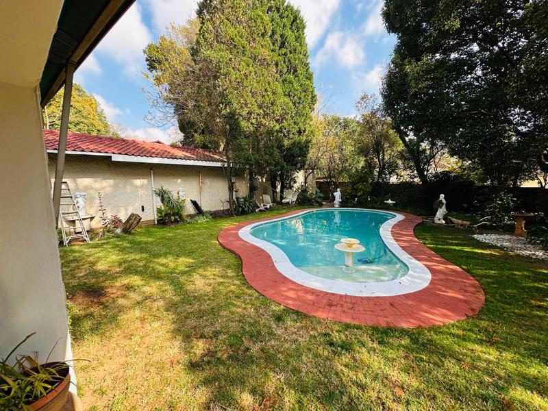 4 Bedroom Property for Sale in Bramley Park Gauteng