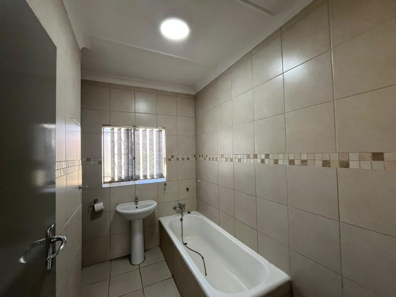 7 Bedroom Property for Sale in Elspark Gauteng