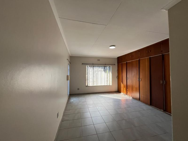 7 Bedroom Property for Sale in Elspark Gauteng