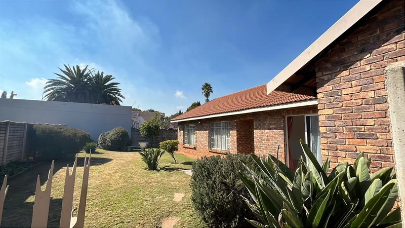 7 Bedroom Property for Sale in Elspark Gauteng