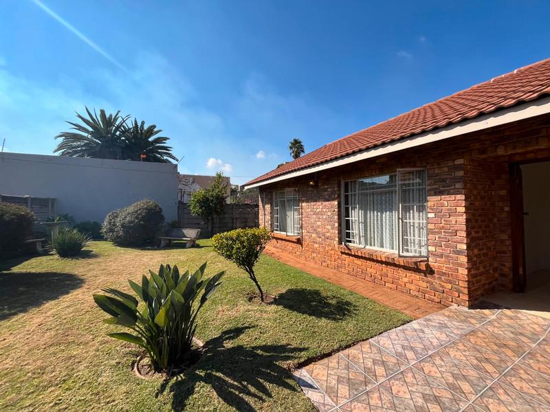 7 Bedroom Property for Sale in Elspark Gauteng