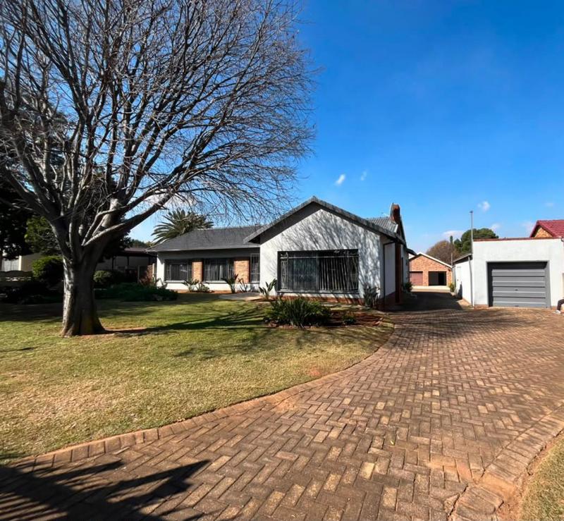 7 Bedroom Property for Sale in Elspark Gauteng