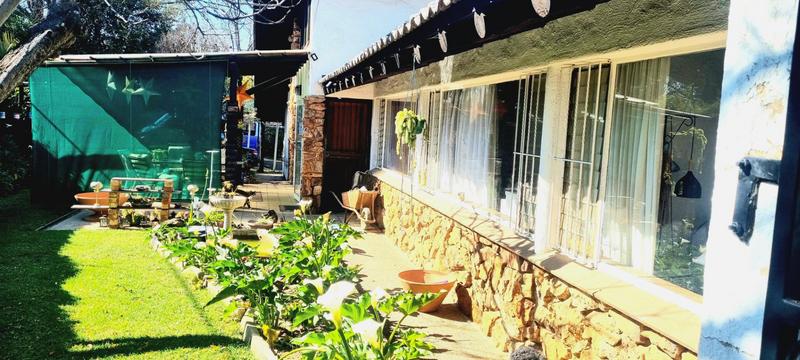 To Let 3 Bedroom Property for Rent in Blairgowrie Gauteng