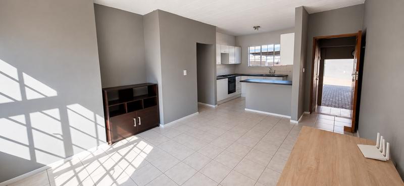 3 Bedroom Property for Sale in Roodekrans Gauteng
