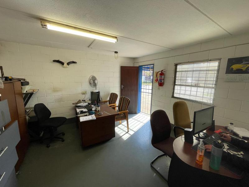 To Let Commercial Property for Rent in Hennopspark Gauteng