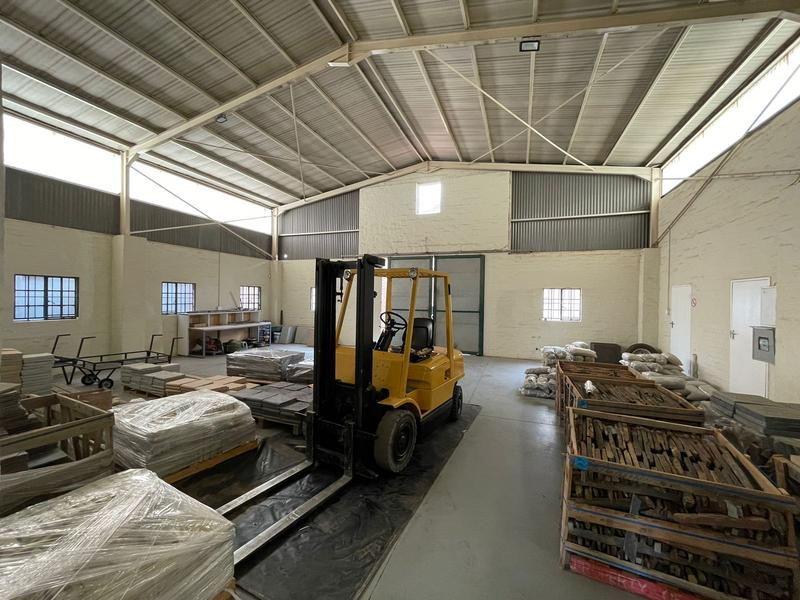 To Let Commercial Property for Rent in Hennopspark Gauteng