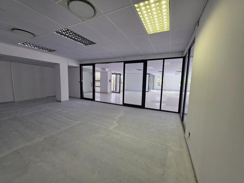 To Let Commercial Property for Rent in Faerie Glen Gauteng