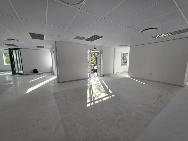 To Let Commercial Property for Rent in Faerie Glen Gauteng