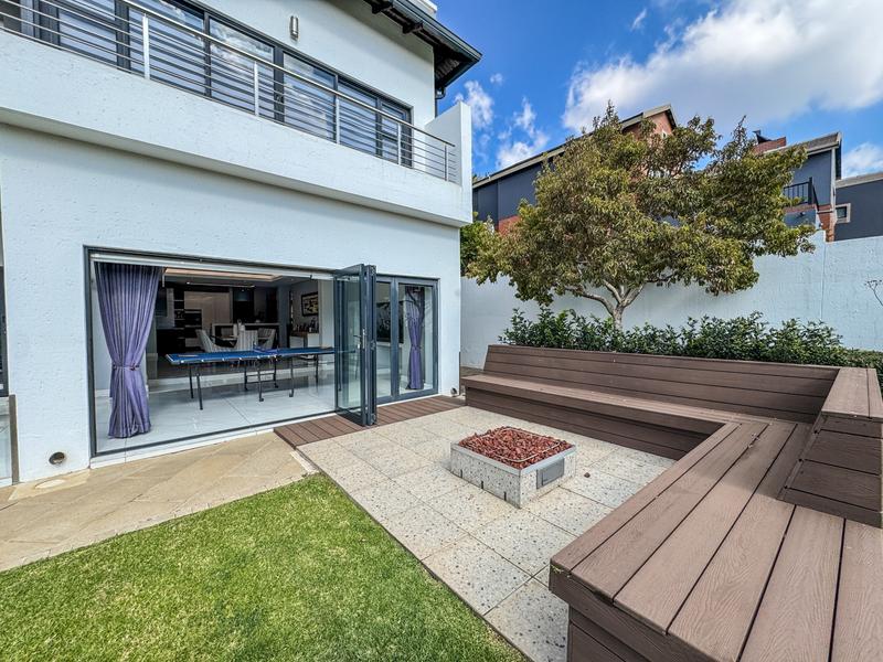 To Let 4 Bedroom Property for Rent in Midstream Estate Gauteng
