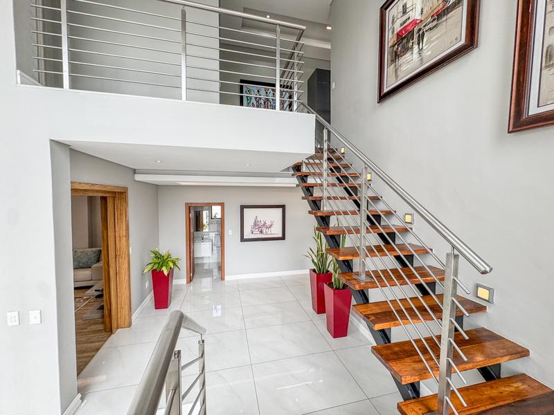 To Let 4 Bedroom Property for Rent in Midstream Estate Gauteng