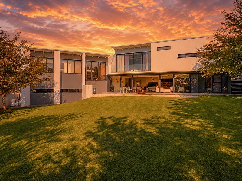 4 Bedroom Property for Sale in Midstream Ridge Gauteng