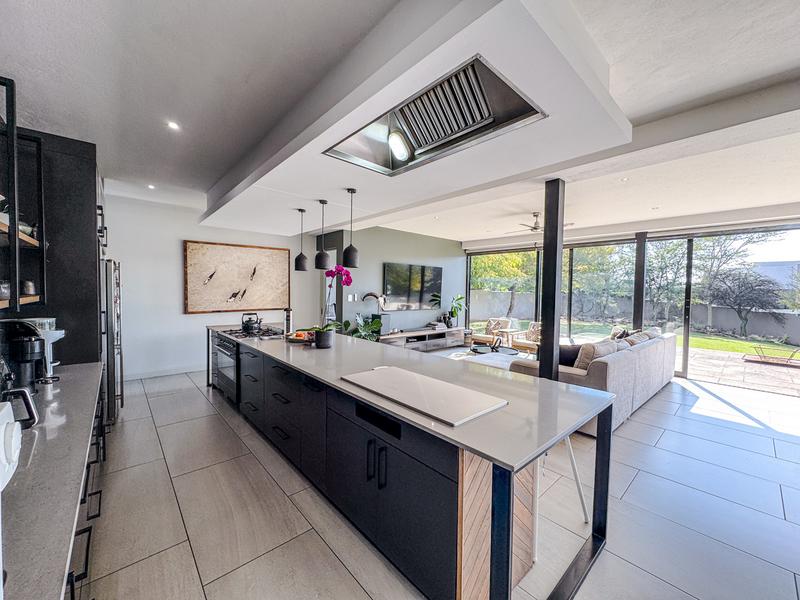 4 Bedroom Property for Sale in Midstream Ridge Gauteng