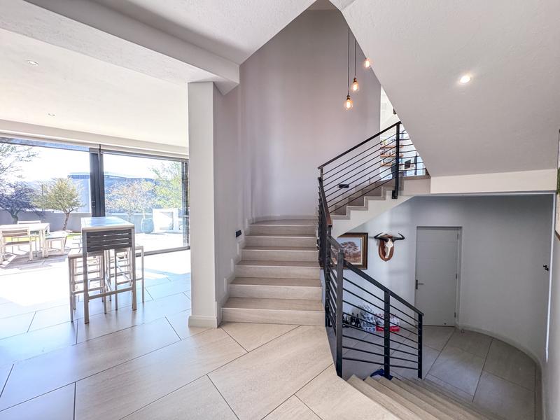 4 Bedroom Property for Sale in Midstream Ridge Gauteng