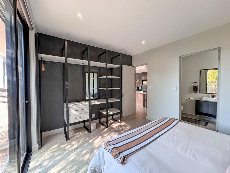 4 Bedroom Property for Sale in Midstream Ridge Gauteng