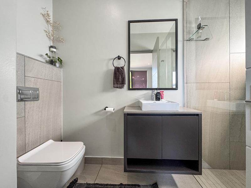 4 Bedroom Property for Sale in Midstream Ridge Gauteng