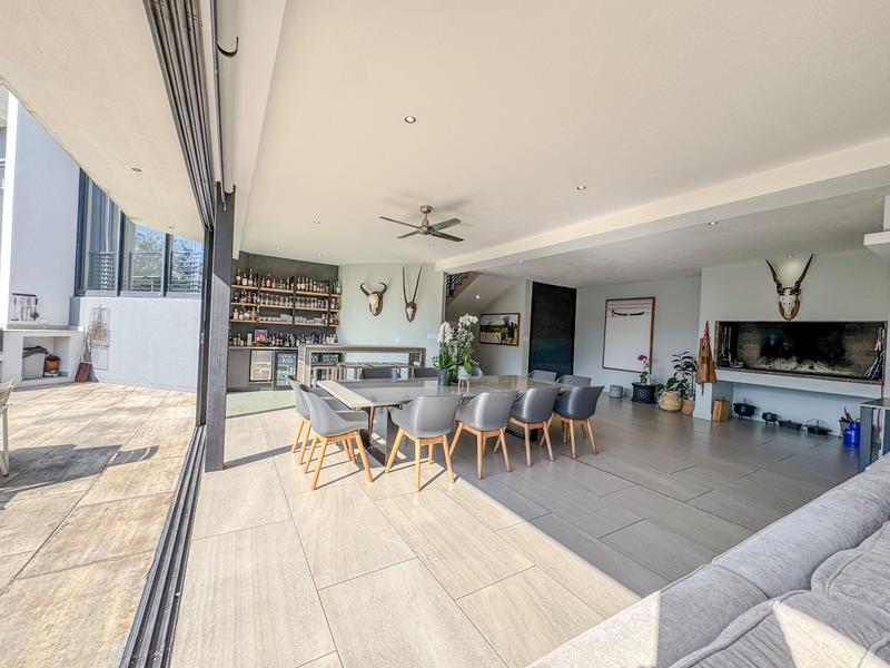 4 Bedroom Property for Sale in Midstream Ridge Gauteng