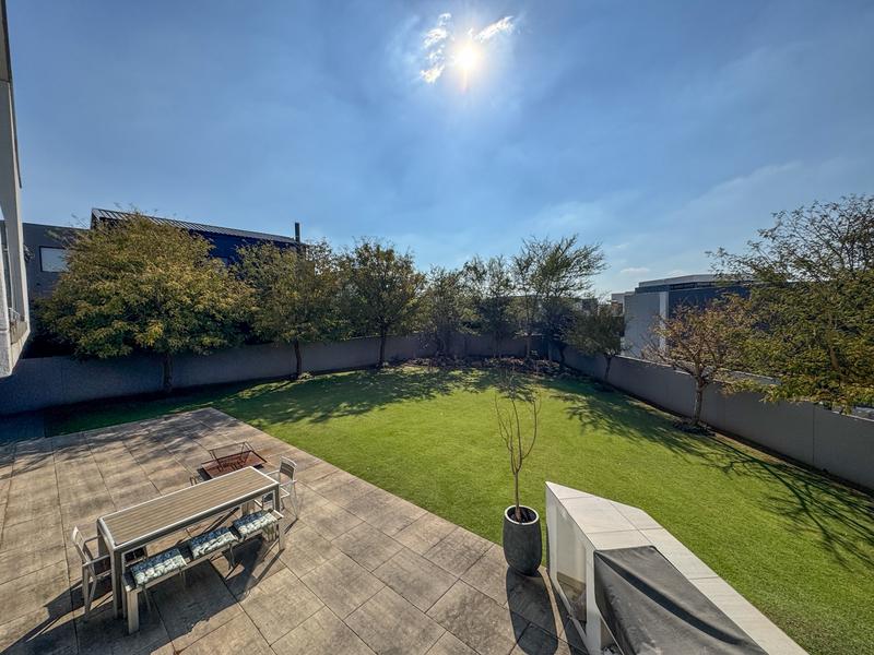 4 Bedroom Property for Sale in Midstream Ridge Gauteng