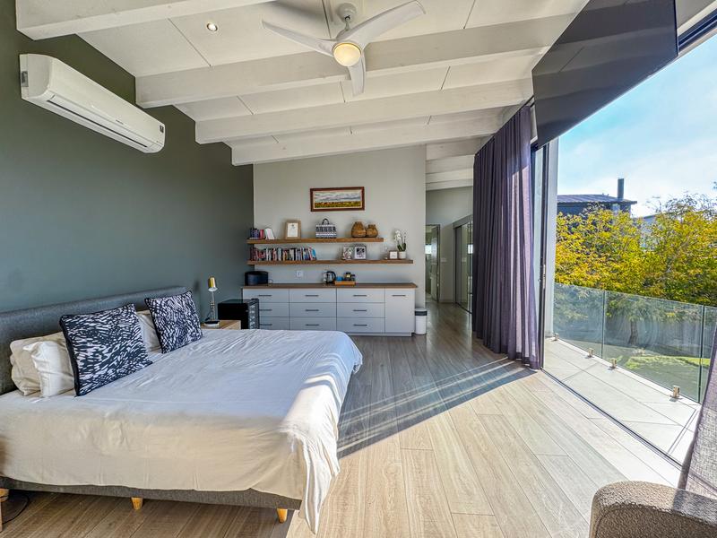 4 Bedroom Property for Sale in Midstream Ridge Gauteng