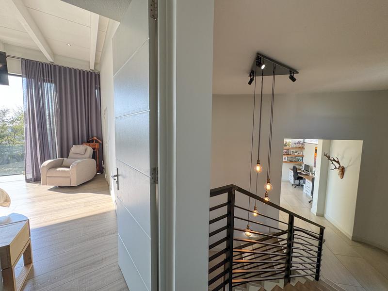4 Bedroom Property for Sale in Midstream Ridge Gauteng