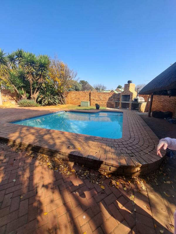 To Let 3 Bedroom Property for Rent in Hennopspark Gauteng