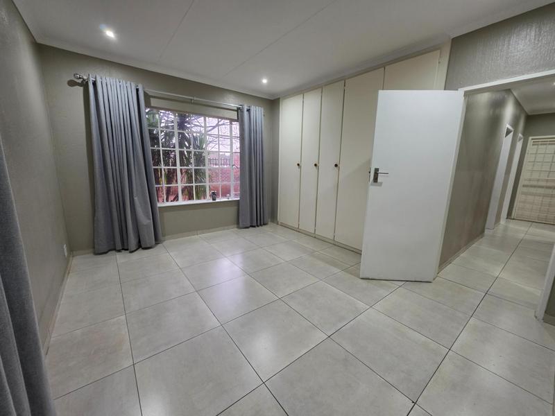 3 Bedroom Property for Sale in Hennopspark Gauteng