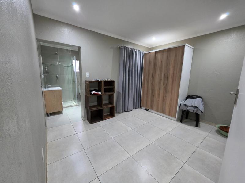 3 Bedroom Property for Sale in Hennopspark Gauteng