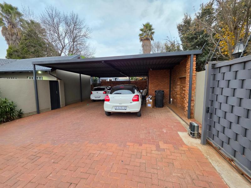 3 Bedroom Property for Sale in Hennopspark Gauteng