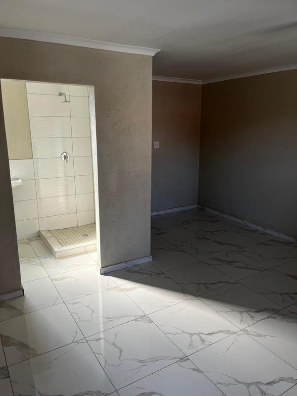 To Let 1 Bedroom Property for Rent in Freeway Park Gauteng