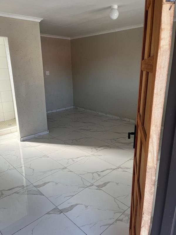 To Let 1 Bedroom Property for Rent in Freeway Park Gauteng