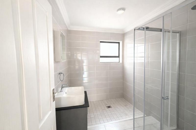 5 Bedroom Property for Sale in Annlin Gauteng