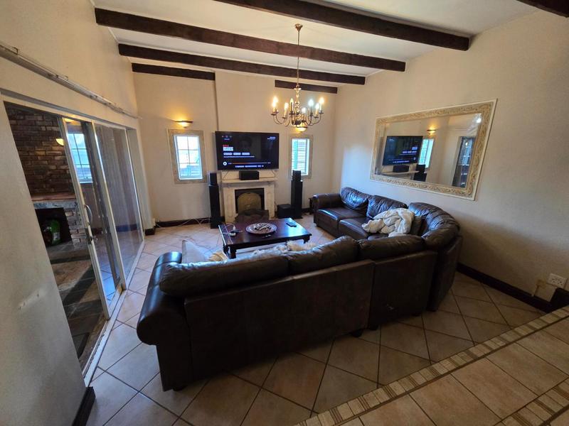 To Let 5 Bedroom Property for Rent in Lynnwood Manor Gauteng