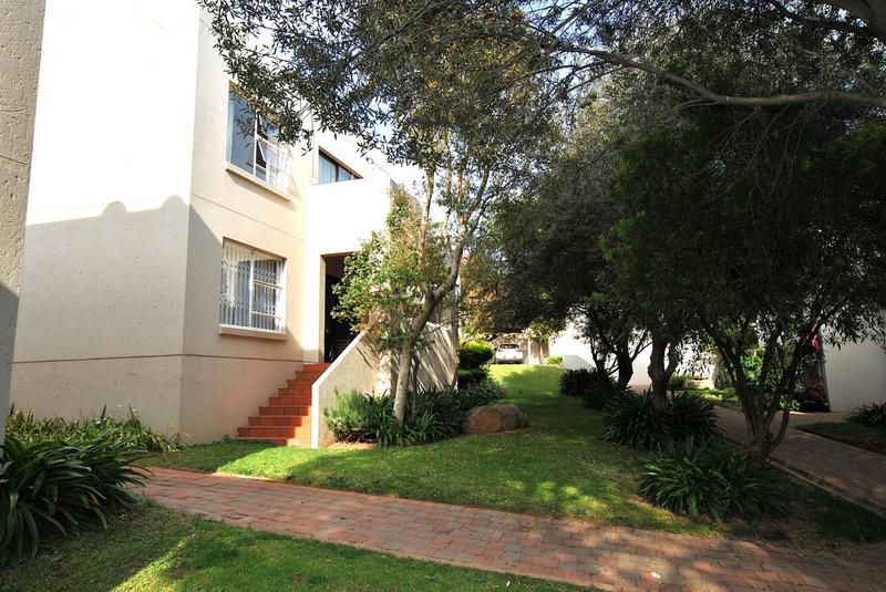 To Let 2 Bedroom Property for Rent in Morningside Gauteng