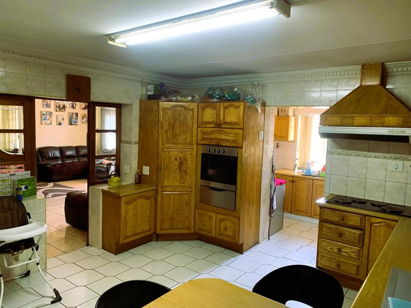 5 Bedroom Property for Sale in Primrose Gauteng
