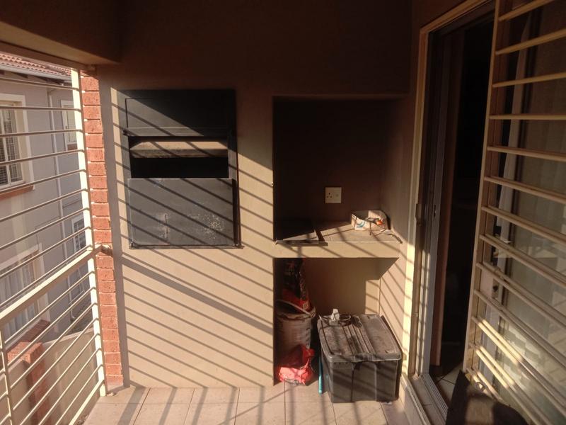 2 Bedroom Property for Sale in Florida Glen Gauteng